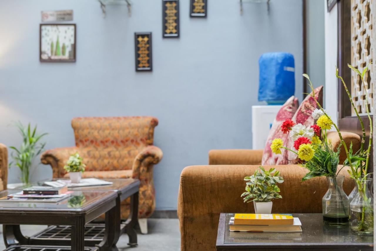 Hotel Seven- Center Of City Chandīgarh Екстериор снимка